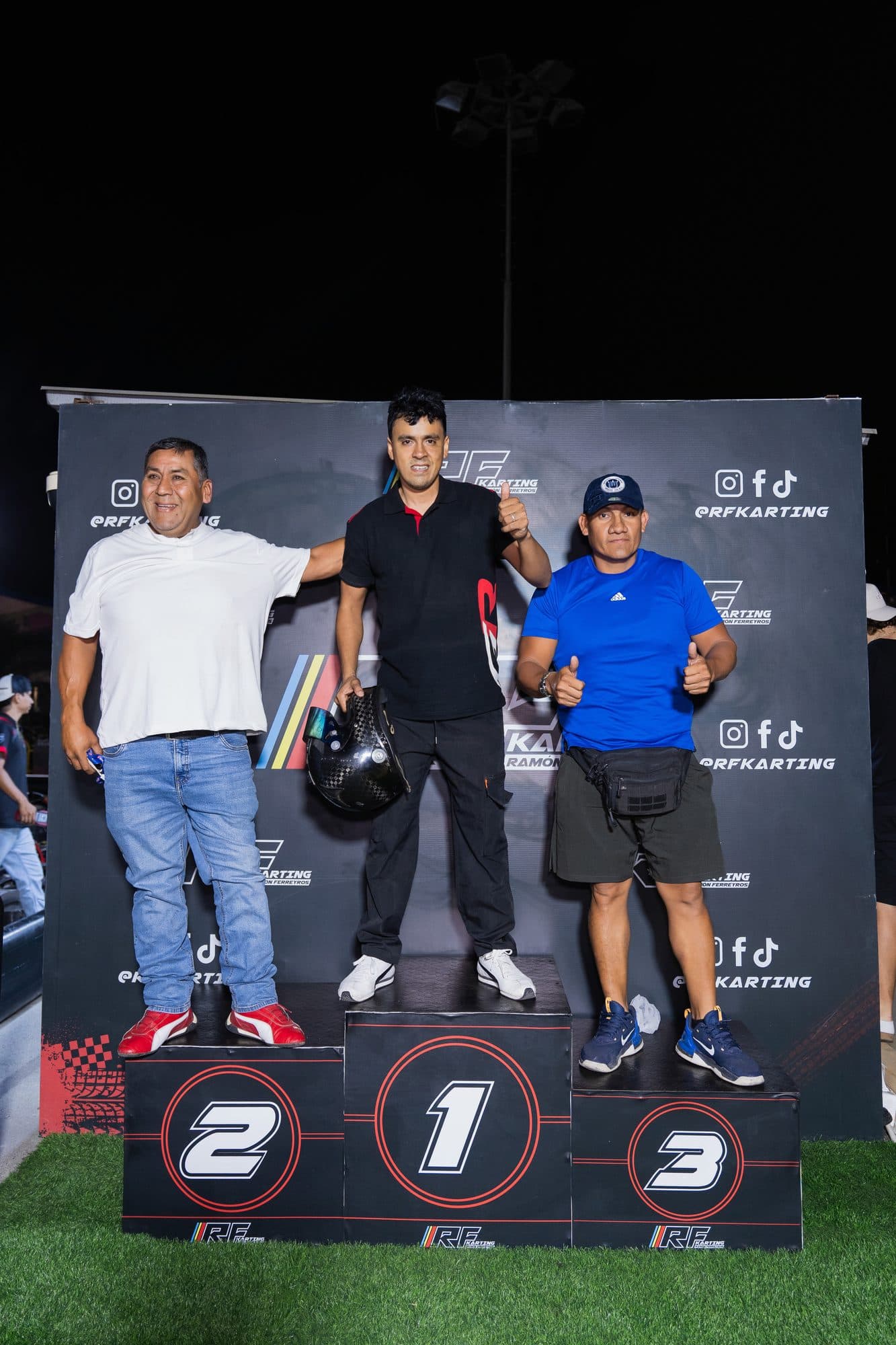 Podio de la inauguración · Trujillo