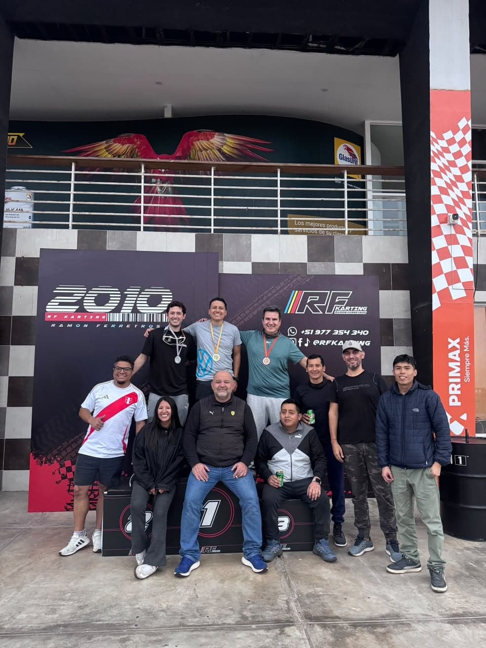 Pilotos y equipos